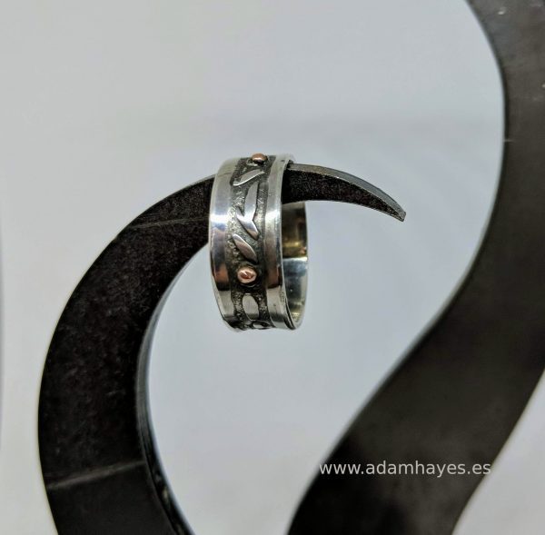 Silver ring with pattern stamp and copper dots 3 Silver ring with pattern stamp and copper dots