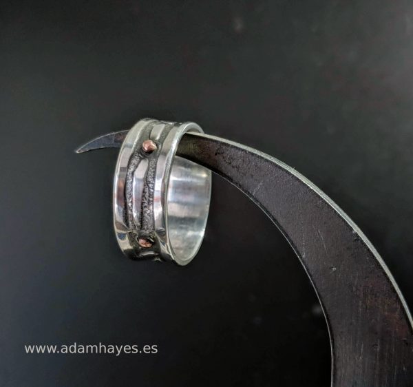 Silver ring with pattern stamp and copper dots 4 Silver ring with pattern stamp and copper dots
