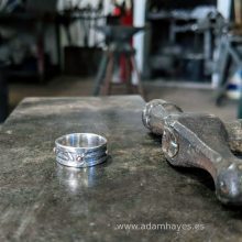 Silver ring with pattern stamp and copper dots 5 Silver ring with pattern stamp and copper dots